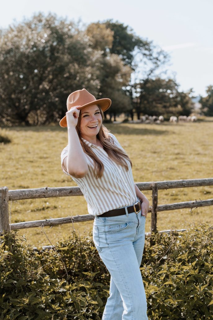 Hi, das bin ich! Deine Fotografin - Das Bild ist von: LifePhotography Eva-Maria Reiser